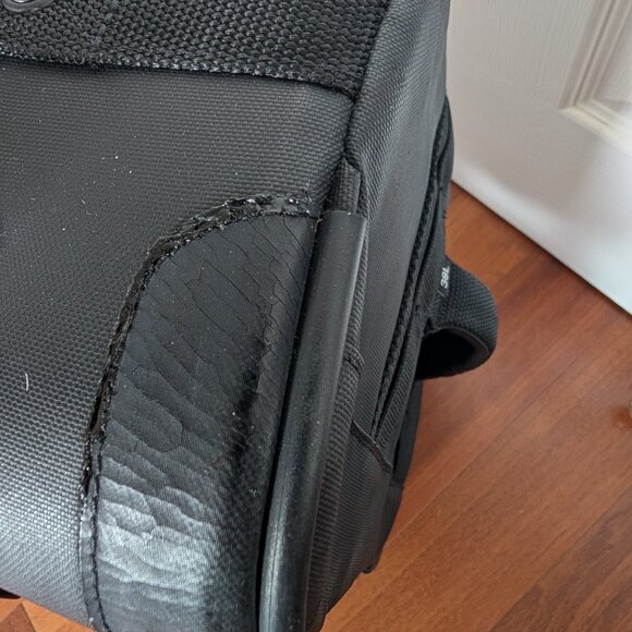 Eagle Creek Flatbed Carry-On Rollaboard 20" Wheeled Duffel, 38L - Picture 9 of 16